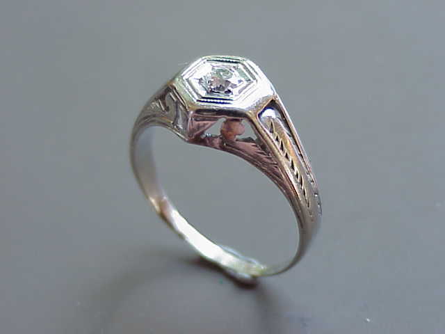 W6807  Vintage   18k White Gold and Diamond Ring   1920s   Old Mine 